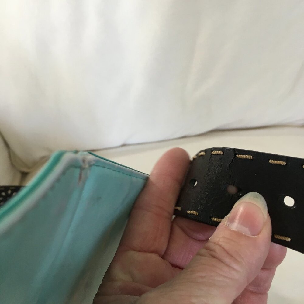Italian Bonded Leather Cut Out Floral Belt - Picture 6 of 6